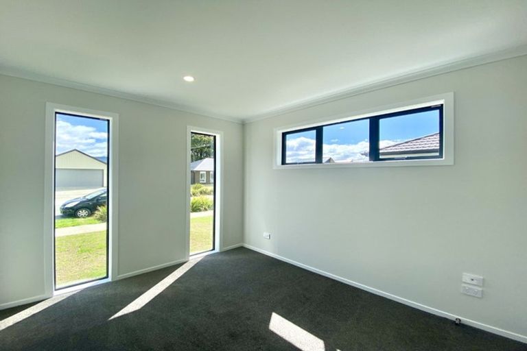 Photo of property in 29 Cynisca Crescent, Wallaceville, Upper Hutt, 5018