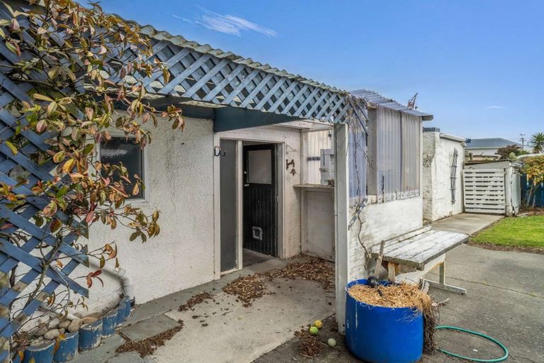 Photo of property in 3 Wharf Street, Castlecliff, Whanganui, 4501
