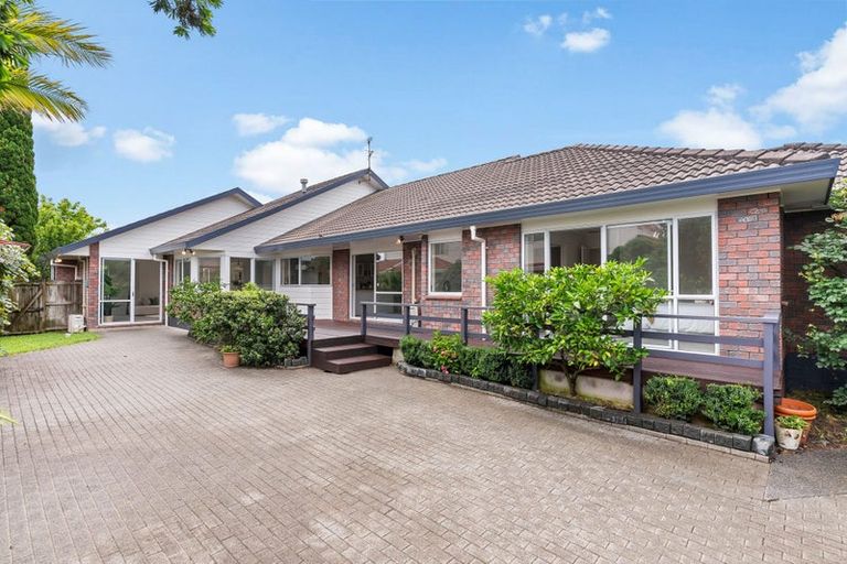 Photo of property in 3 Bronte Place, Somerville, Auckland, 2014