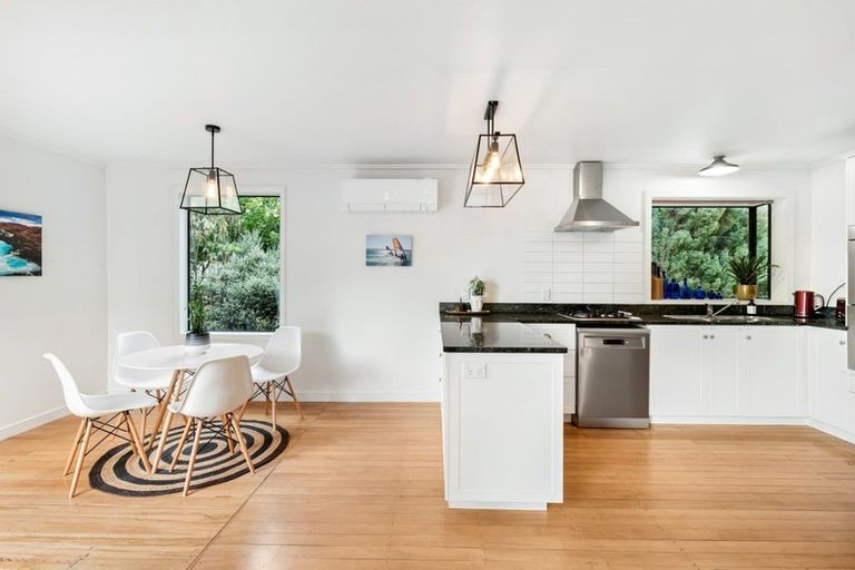 Photo of property in 53 Kent Street, Kingston, Athol, 9793