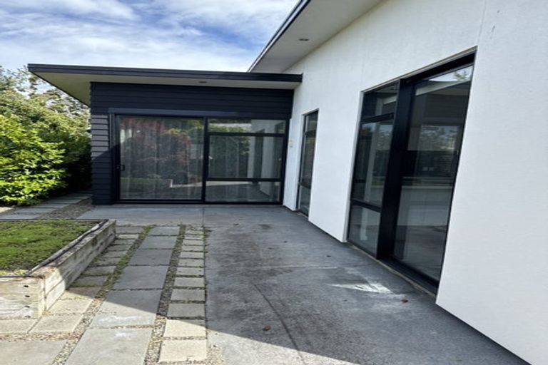 Photo of property in 33 Union Street, Hokowhitu, Palmerston North, 4410