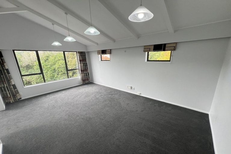 Photo of property in 25 Ngatitoa Street, Tawa, Wellington, 5028