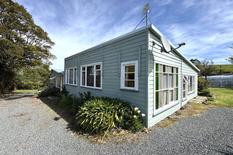 Photo of property in 2262 Papatowai Highway, Maclennan, Owaka, 9586