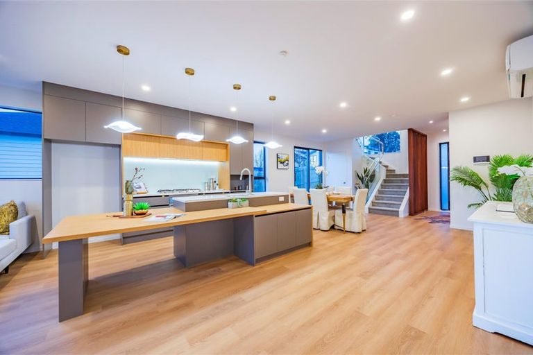 Photo of property in 10 Monte Cristal Avenue, Swanson, Auckland, 0614
