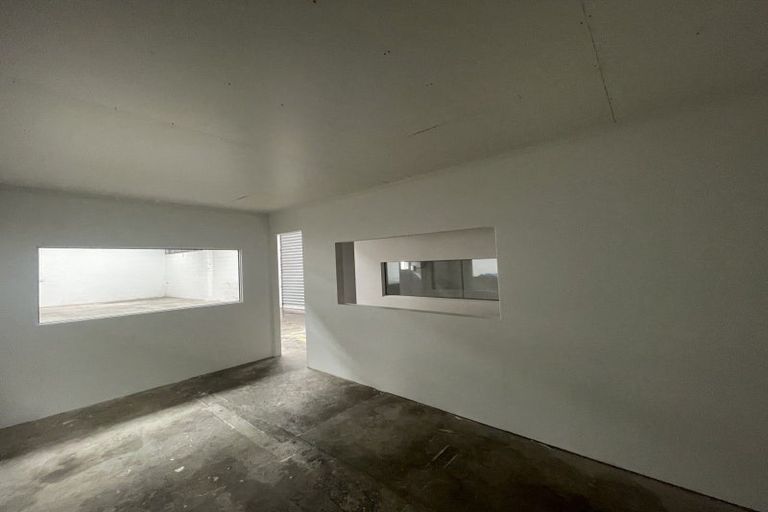 Photo of property in 11b Huia Road, Titirangi, Auckland, 0604