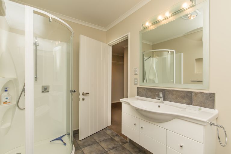 Photo of property in 38 Reka Street, Parklands, Christchurch, 8083