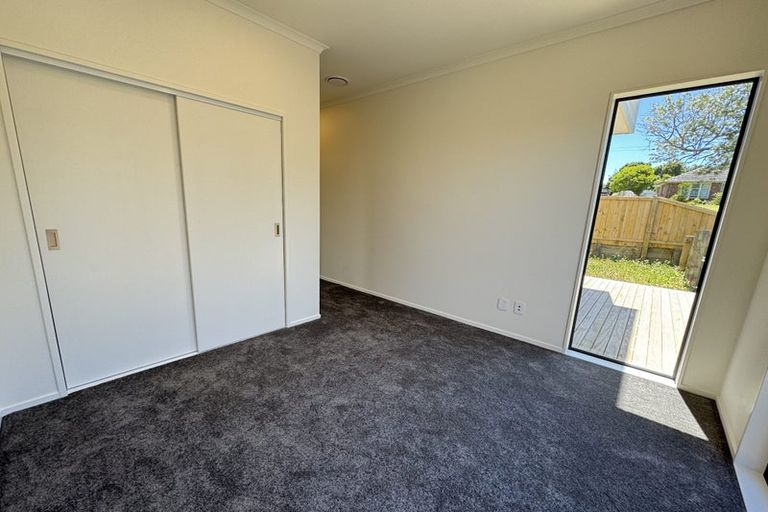 Photo of property in 22c Toru Street, Te Atatu Peninsula, Auckland, 0610