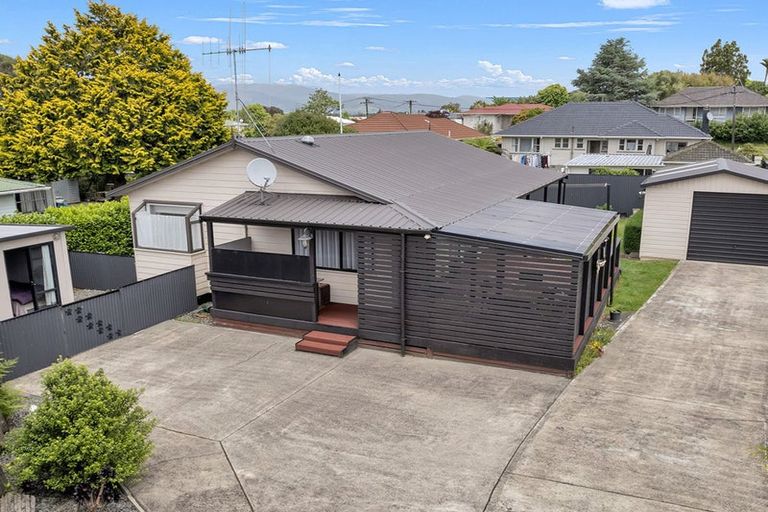 Photo of property in 21a Chester Street, Levin, 5510