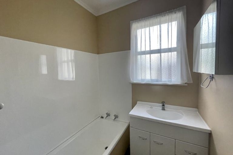 Photo of property in 90 Anzac Parade, Whanganui East, Whanganui, 4500