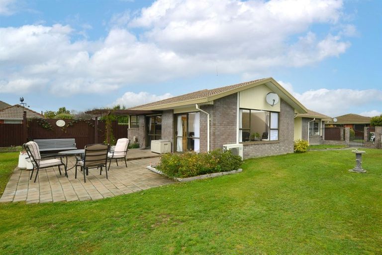 Photo of property in 14 Nepal Place, Burnside, Christchurch, 8053