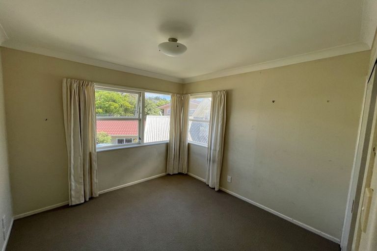 Photo of property in 84 Marlborough Avenue, Glenfield, Auckland, 0629