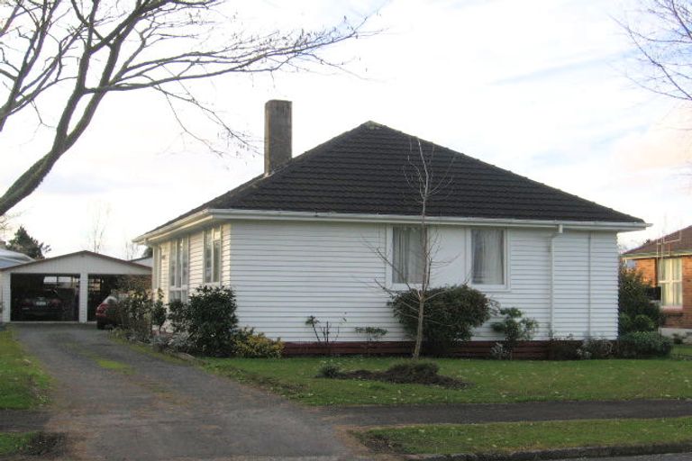 Photo of property in 35 Slim Street, Bader, Hamilton, 3206