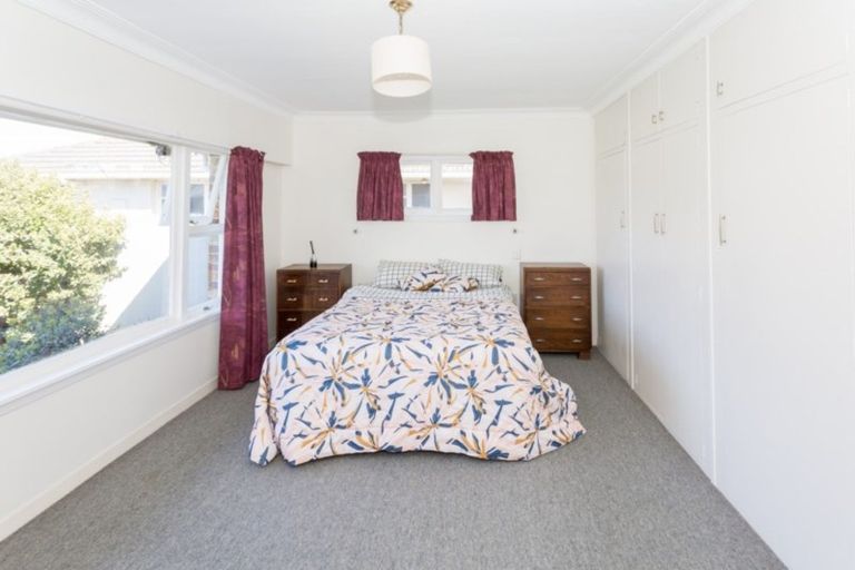 Photo of property in 1 Chilton Drive, Mairehau, Christchurch, 8052