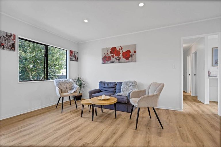 Photo of property in 1/17 Kent Road, Manurewa, Auckland, 2102