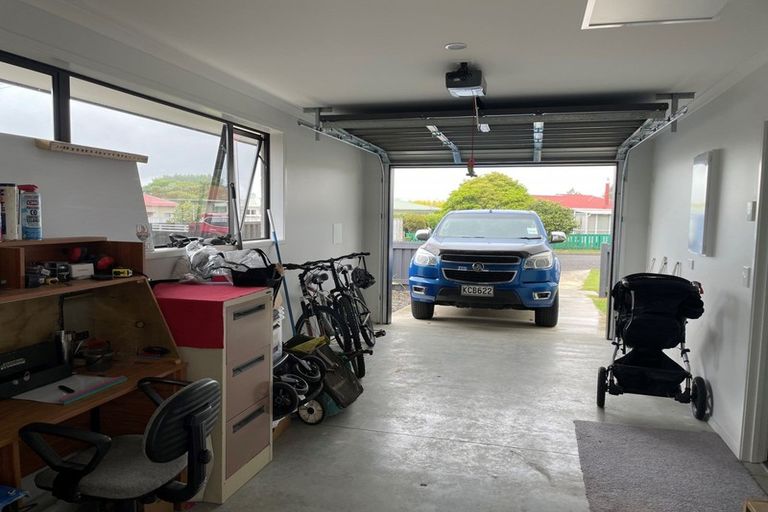 Photo of property in 14a Rosalind Street, Stratford, 4332