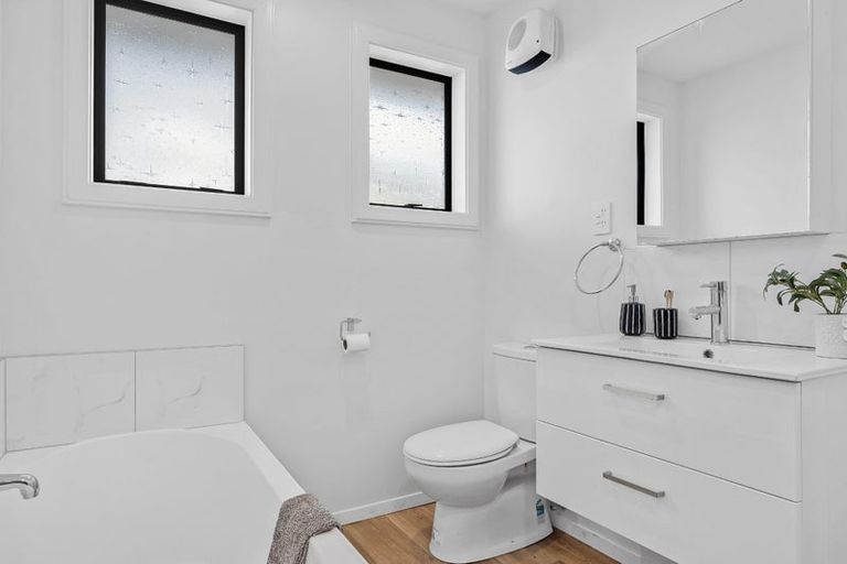 Photo of property in 355 Pine Avenue, South New Brighton, Christchurch, 8062