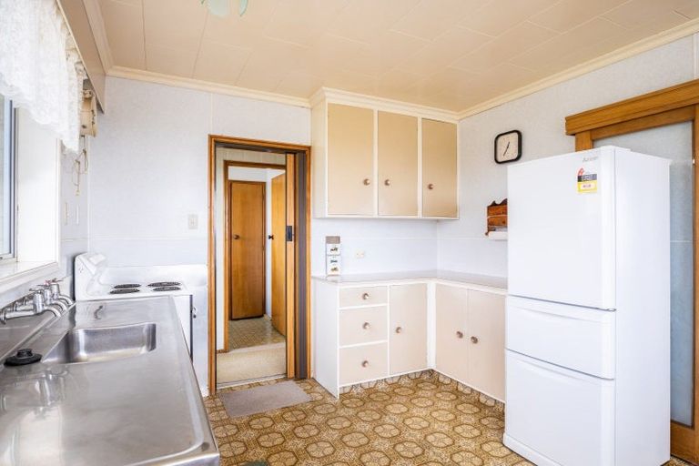 Photo of property in 2 Erica Place, Bell Block, New Plymouth, 4312