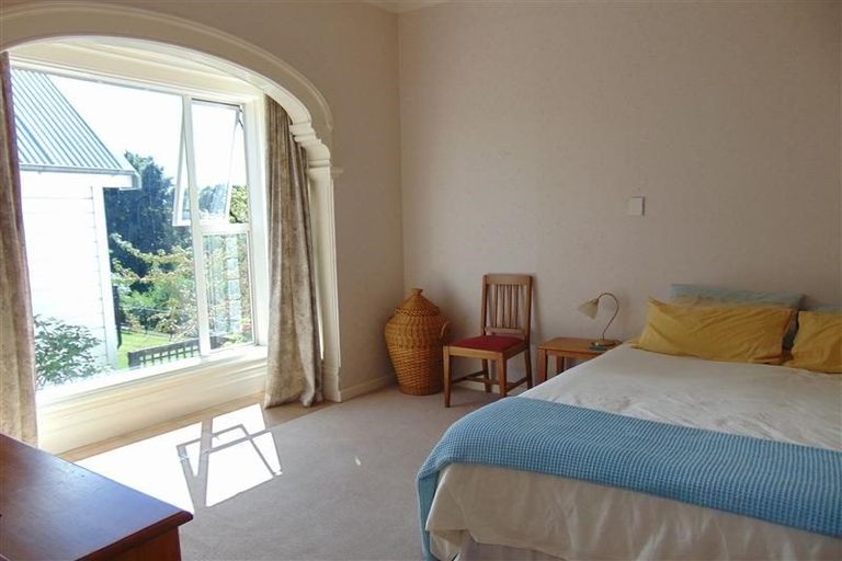 Photo of property in 13 Roslyn Road, Bluff Hill, Napier, 4110
