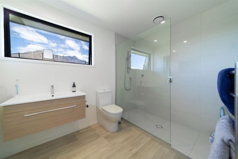 Photo of property in 5 Batsford Lane, Lower Shotover, Queenstown, 9371