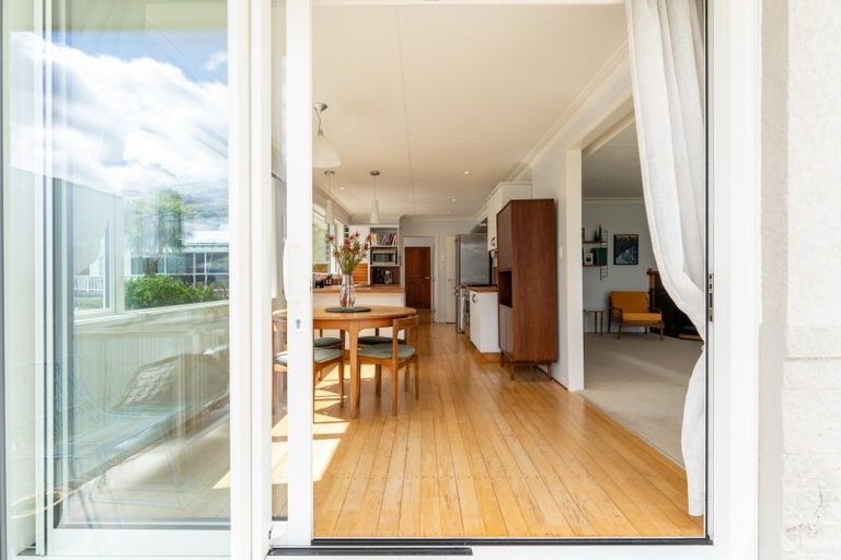 Photo of property in 10a Wharfdale Street, Macandrew Bay, Dunedin, 9014