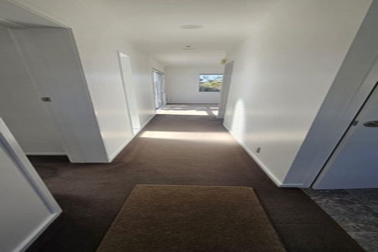 Photo of property in 11 Jean Place, Stanmore Bay, Whangaparaoa, 0932