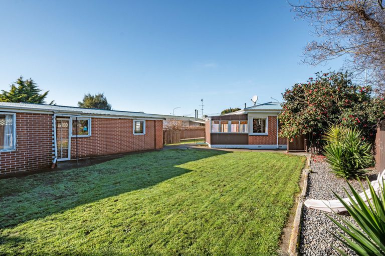 Photo of property in 42 High Street, Island Bay, Wellington, 6023