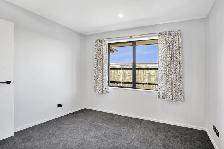 Photo of property in 36 Minerva Crescent, Woodend, 7610