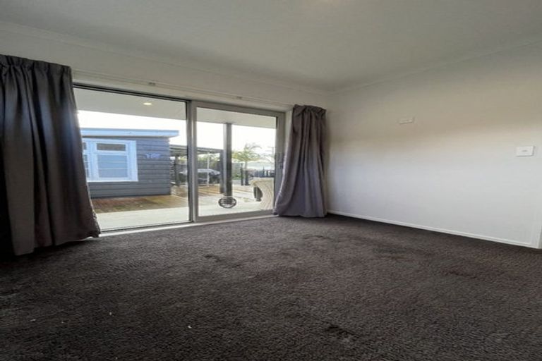 Photo of property in 1437 Clevedon Kawakawa Road, Kawakawa Bay, Papakura, 2585