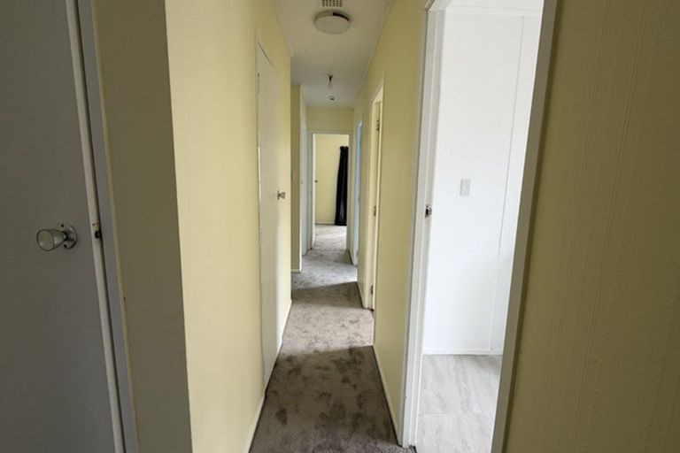 Photo of property in 3 Luanda Drive, Ranui, Auckland, 0612
