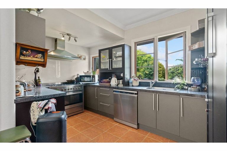 Photo of property in 605 Tay Street, Hawthorndale, Invercargill, 9810