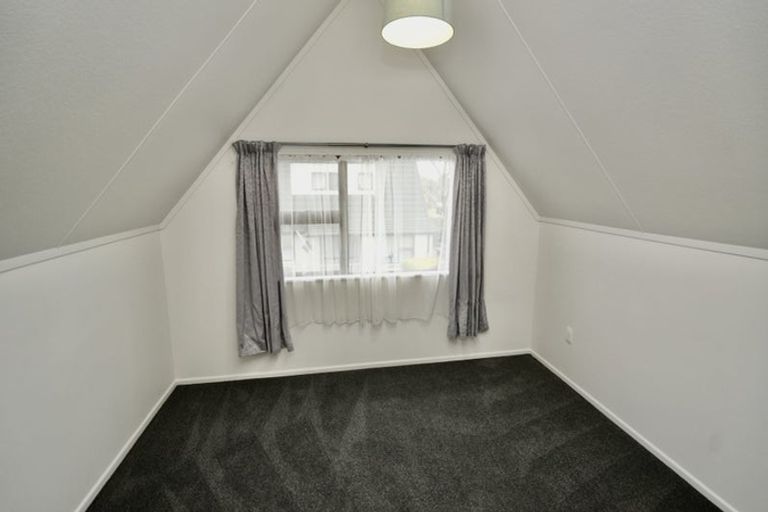 Photo of property in 3 Charisma Court, Kelvin Grove, Palmerston North, 4414