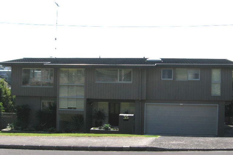 Photo of property in 35 Bournemouth Terrace, Murrays Bay, Auckland, 0630