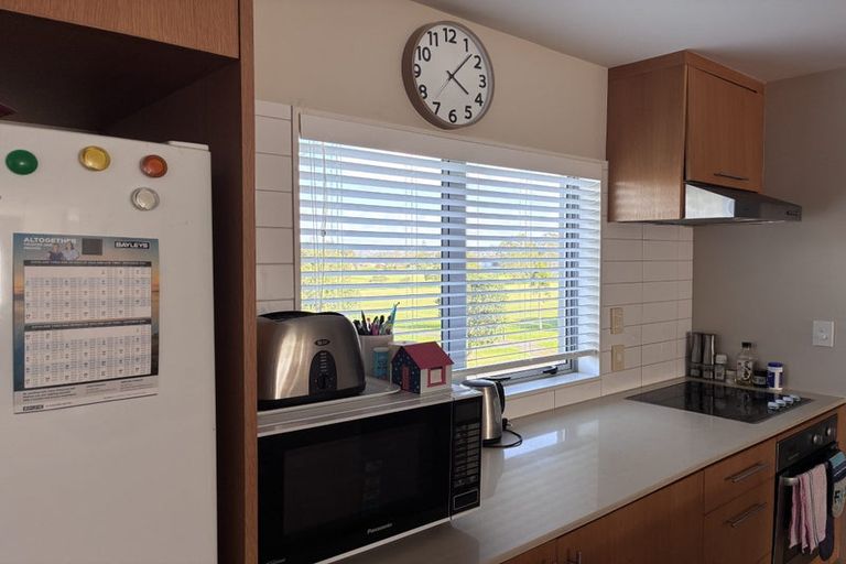 Photo of property in 315/252 Centreway Road, Orewa, 0931