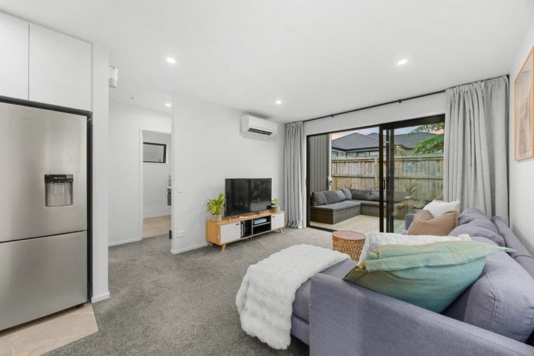 Photo of property in 7 Patrick Rice Drive, Swanson, Auckland, 0614