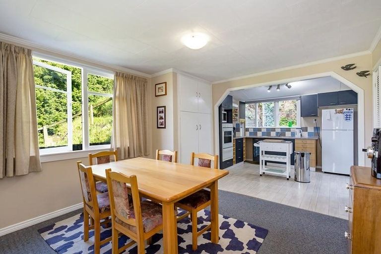 Photo of property in 155 Ravensbourne Road, Ravensbourne, Dunedin, 9022