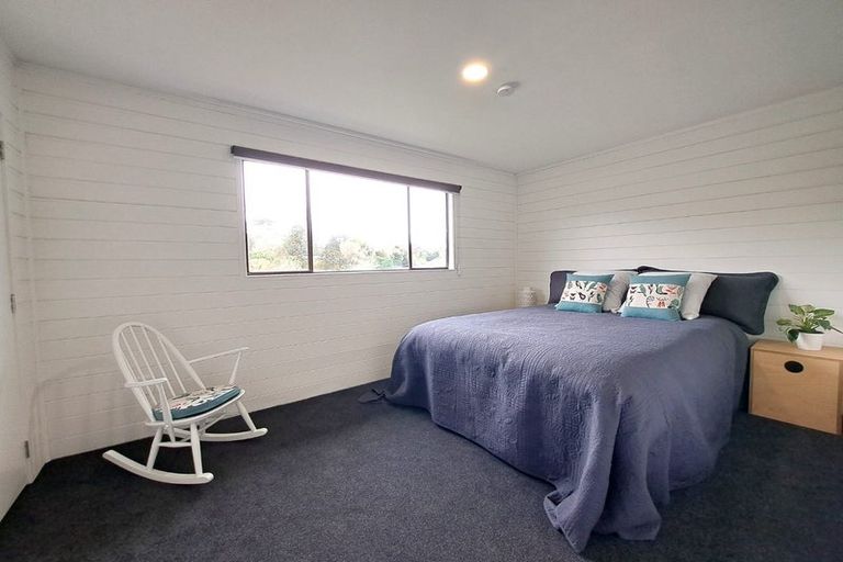 Photo of property in 12 Wilkinson Way, Browns Bay, Auckland, 0630