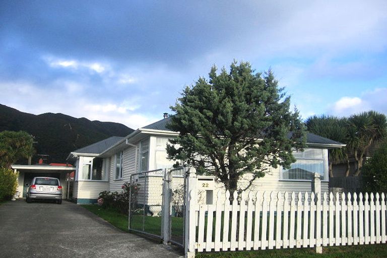 Photo of property in 22 Atiawa Crescent, Waiwhetu, Lower Hutt, 5010