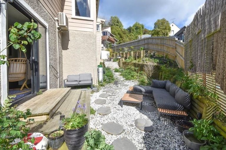 Photo of property in 22 Motu Street, Saint Clair, Dunedin, 9012