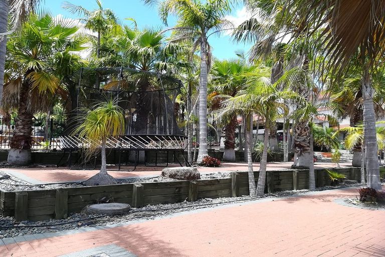 Photo of property in Santa Rosa, 63/340 Gulf Harbour Drive, Gulf Harbour, Whangaparaoa, 0930