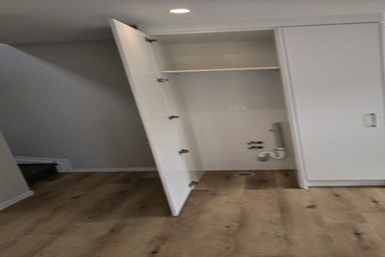 Photo of property in 3/15 Sunhill Road, Sunnyvale, Auckland, 0612