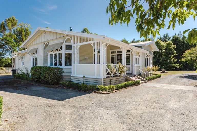 Photo of property in 2 Aerodrome Road, Dannevirke, 4972
