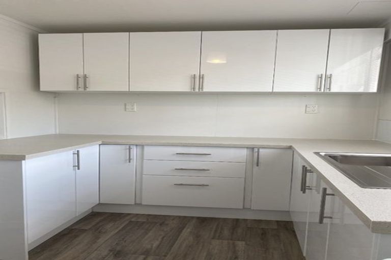 Photo of property in 5 Hawker Street, Mount Victoria, Wellington, 6011