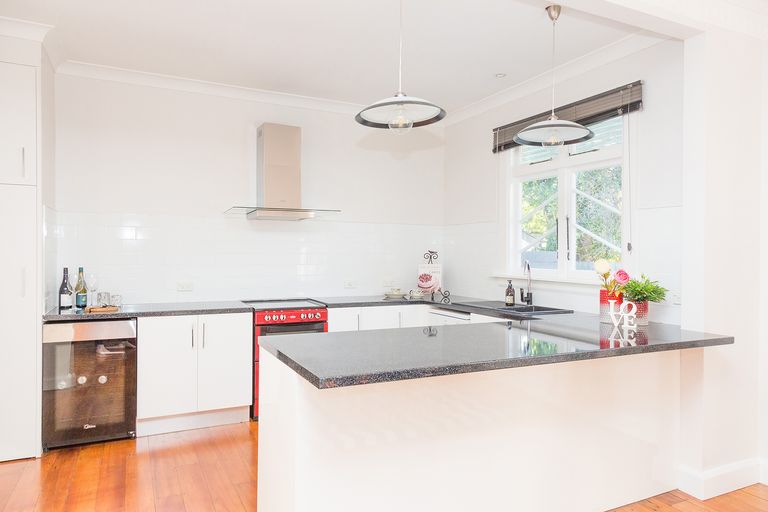 Photo of property in 26 Thomson Street, West End, Palmerston North, 4412