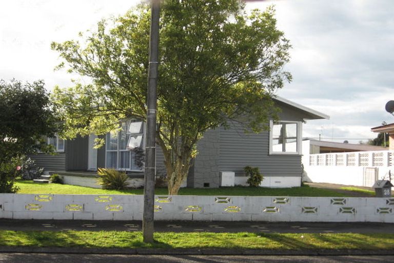 Photo of property in 28 Northolt Road, Fairview Downs, Hamilton, 3214