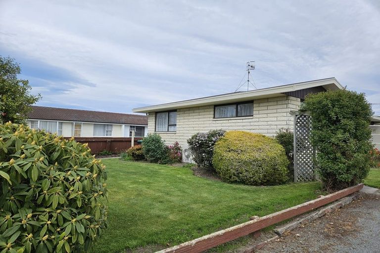 Photo of property in 1/92 Avenue Road, West End, Timaru, 7910