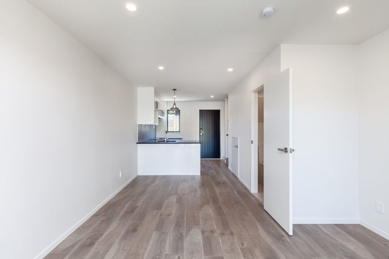 Photo of property in 10/115 Swanson Road, Henderson, Auckland, 0610
