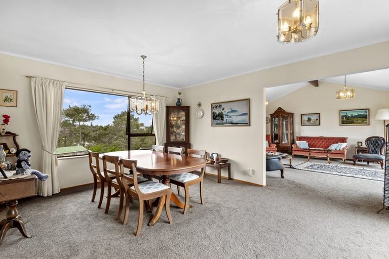 Photo of property in 31 Bellbird Rise, Murrays Bay, Auckland, 0630