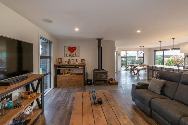 Photo of property in 30 Goodland Place, Rolleston, 7614