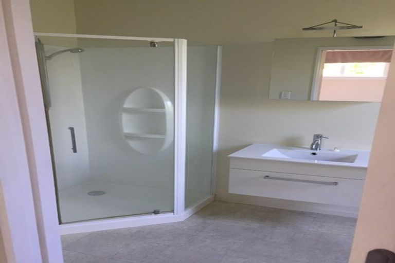 Photo of property in 33 Worthy Street, Ilam, Christchurch, 8041