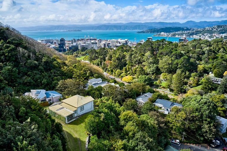 Photo of property in 48 Orangi Kaupapa Road, Northland, Wellington, 6012